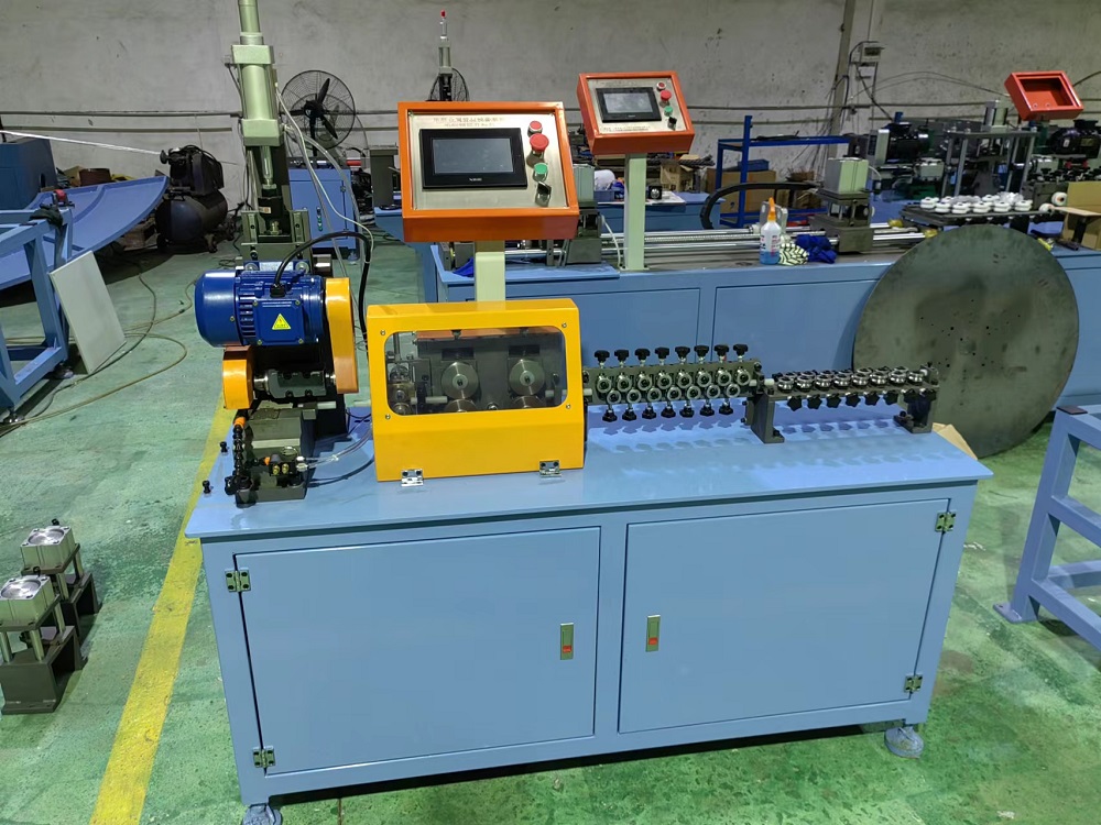 Roller-driven 3mm 4mm Capillary Tubes Automatic Straightening and Cutting Machines for air conditioning refrigeration equipment