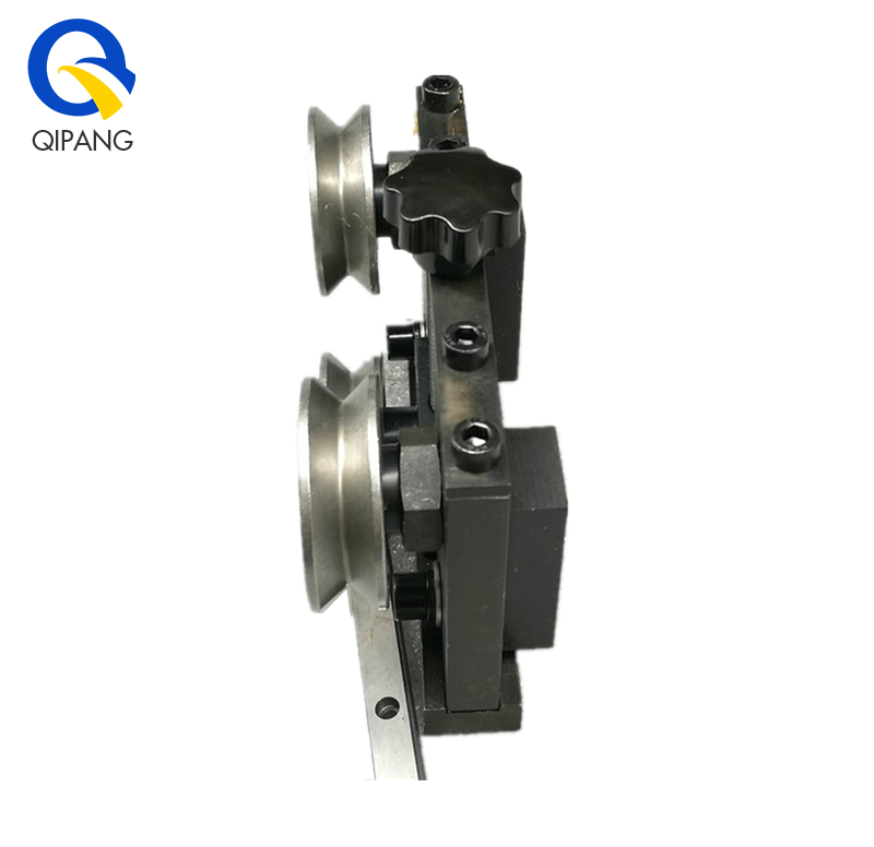 QIPANG inexpensive easy and convenient RS-3 three-roller wire straightener guide wholesale