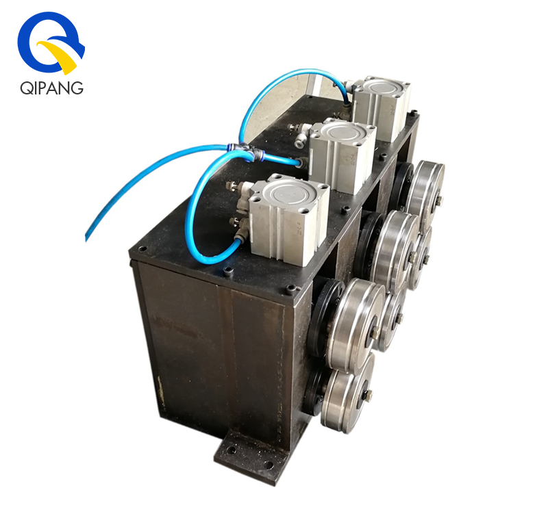 QIPANG latest design International pneumatic three-group roller feeder for sale