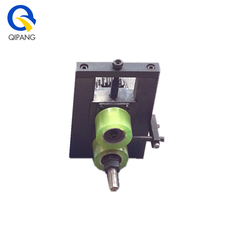 QIPANG cheap price durable one set of traction feeding mechanism manual operation