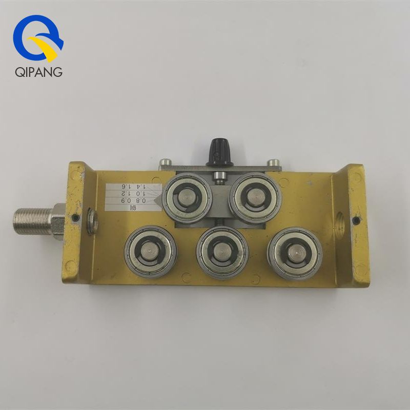 QIPANG 5 wheels metal straightening machinery wire straightener techniques tool