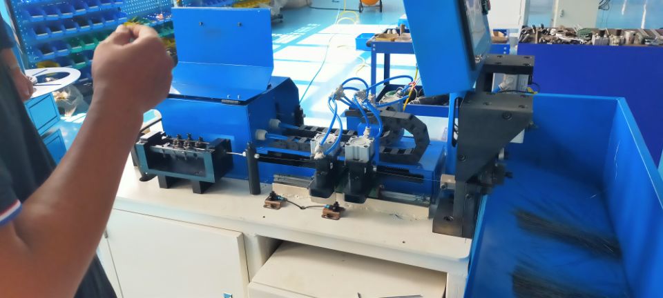 wire machine for cutting and straightening welding steel straightening and cutter machine straighten precision iron wire wire straightening and cutter machine wire straightener cutting machine